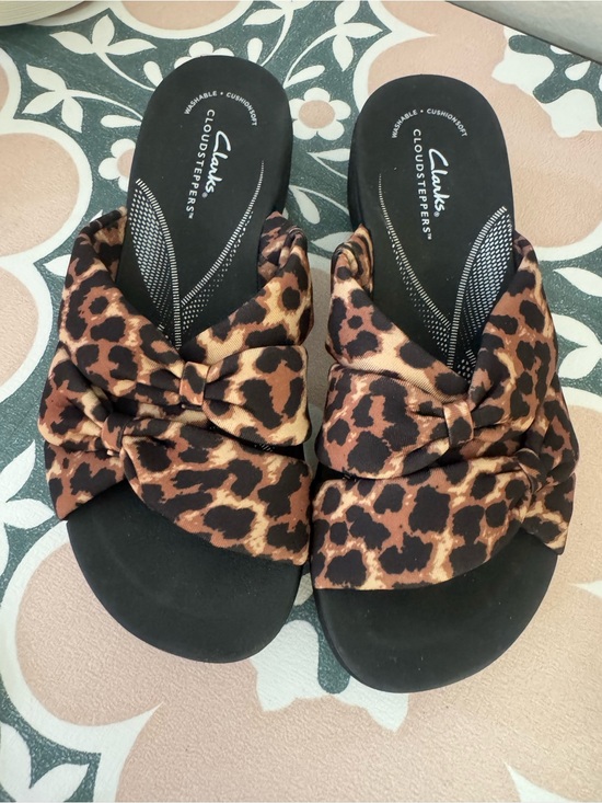 Clarks Shoes - Clarks Women’s Leopard Print Knot Slide Sandals - Black & Brown